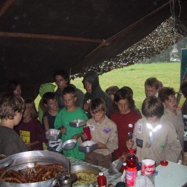Stormloop op de fouragtent 2 - Scouts en Gidsen Zaventem 